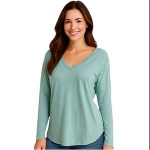 Pink Victoria’s Secret teal long sleeve top, S/P